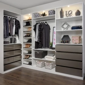 The Closet Lab